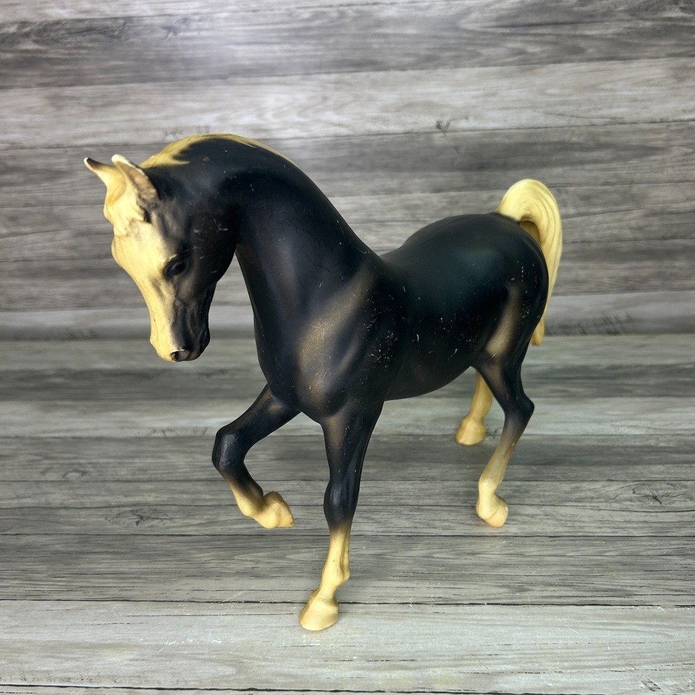 Vintage Breyer Arabian Stallion Charcoal Hickory‎ Horse